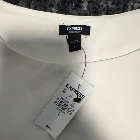 Express Cream Tank Top - Picture 2 of 3